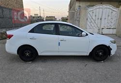 كيا سيراتو